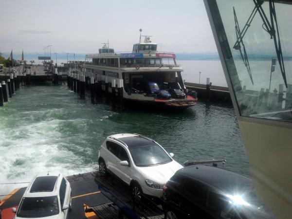 Coloros's tweet photo. # LKW fahren macht mir Spass http://t.co/7Fc6zmCo http://t.co/A796hOZV