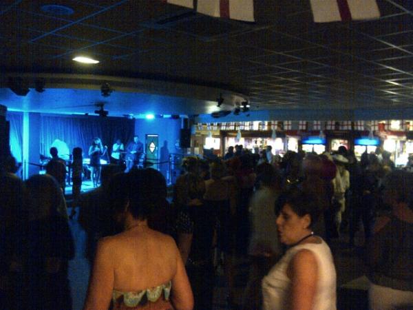 ThCase's tweet image. Lucy smashing it last night! @Lucy_Bermudez