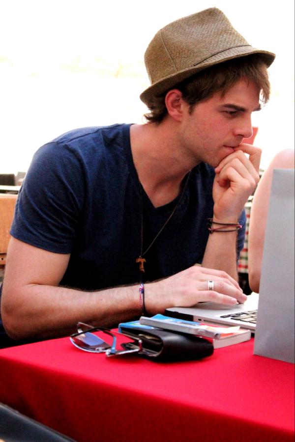 AntonellaRadano's tweet photo. @natebuzz thank you :) #splitfans http://t.co/9thysUq5
