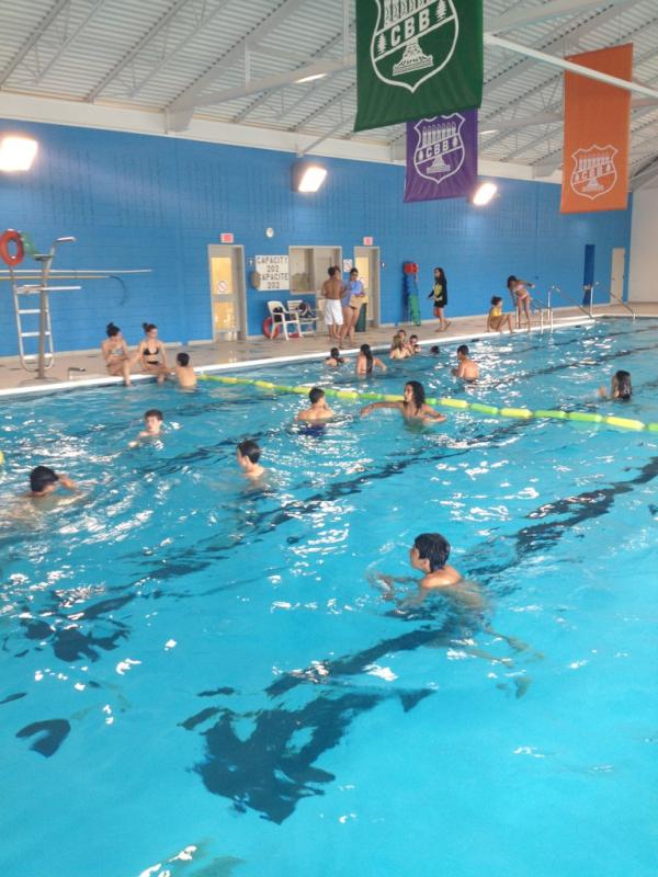 CBBjarred's tweet photo. Taking a dip at swim instruction with the inters and chalutzim #CBB212 http://t.co/fRjVycFX