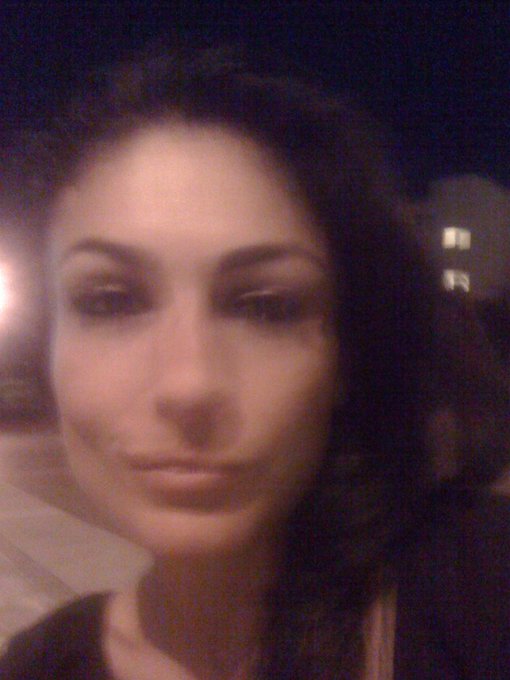 I love the distortion that's happening I'n my FACE lol http://t.co/F9NRGtxm<a href="/tag/msnewbooty"class="tags"><span>#msnewbooty</span></a>
