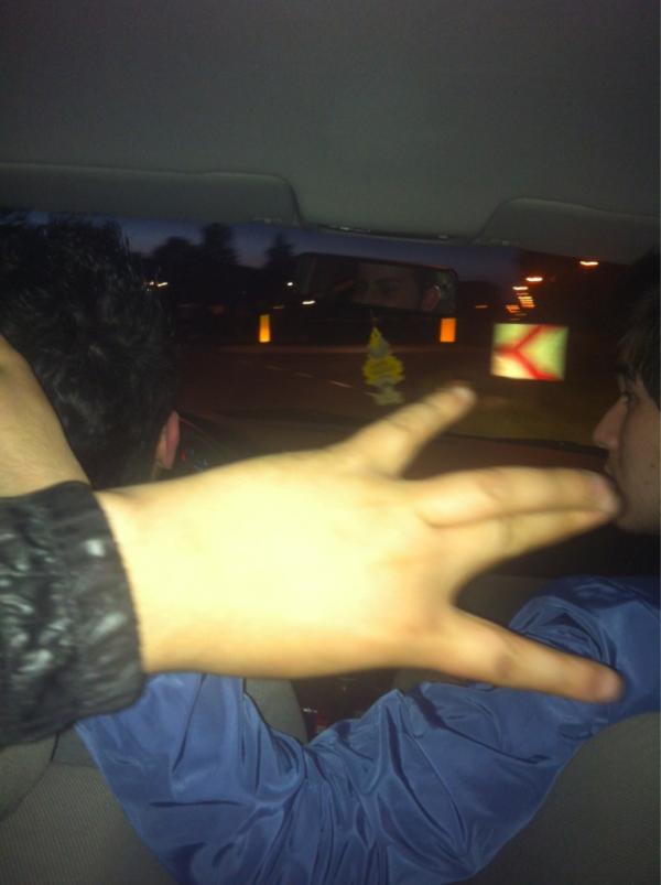 Chilling with @LLoveDoctor @IHSAltydNummer1 ajuuu