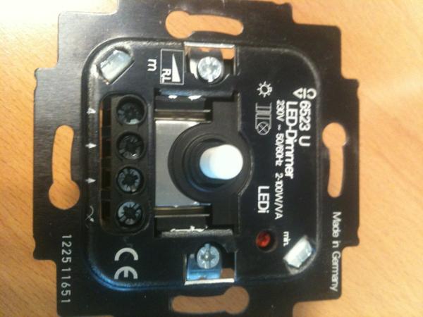 NIEUW! Bij <a href="/ConelgroLeiden/">Conelgro Leiden</a> 
De Led dimmer van #busch-jaeger 
Van 2 tot 100 Watt.