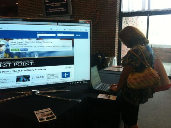 WestPoint_USMA's tweet photo. #WPRDAY parents liking us on Facebook! http://t.co/yg9tcECC
