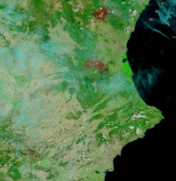 picazomario's tweet photo. imágen desde satélite Terra hoy 02-07-2012 http://t.co/SwEKRQB6