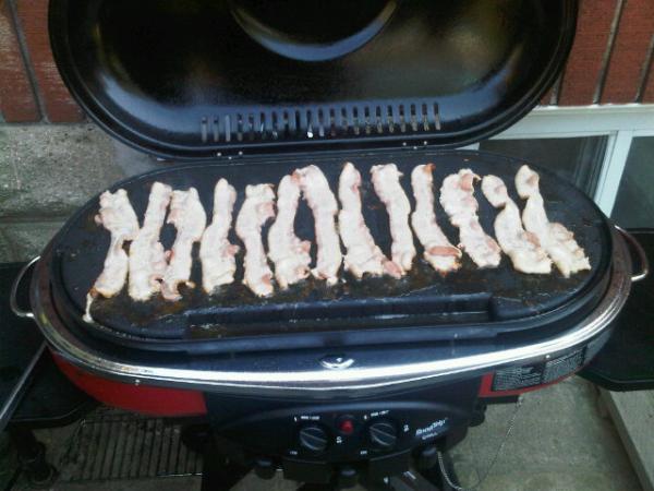 pmc_4745's tweet photo. Making Bacon!!! Ah! Meat Candy!!☺ http://t.co/eEZzeqJM