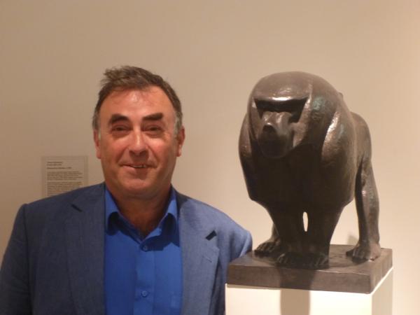 sladmore's tweet photo. A proud and hairy beast.......and a sculpture by Delhommeau. @MasterpieceLndn #lookalike http://t.co/KIiUUWp7