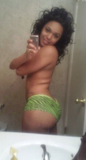 DMVExposedPage_'s tweet photo. Nice Sexy #RT if you Agree http://t.co/sR4GJWT6