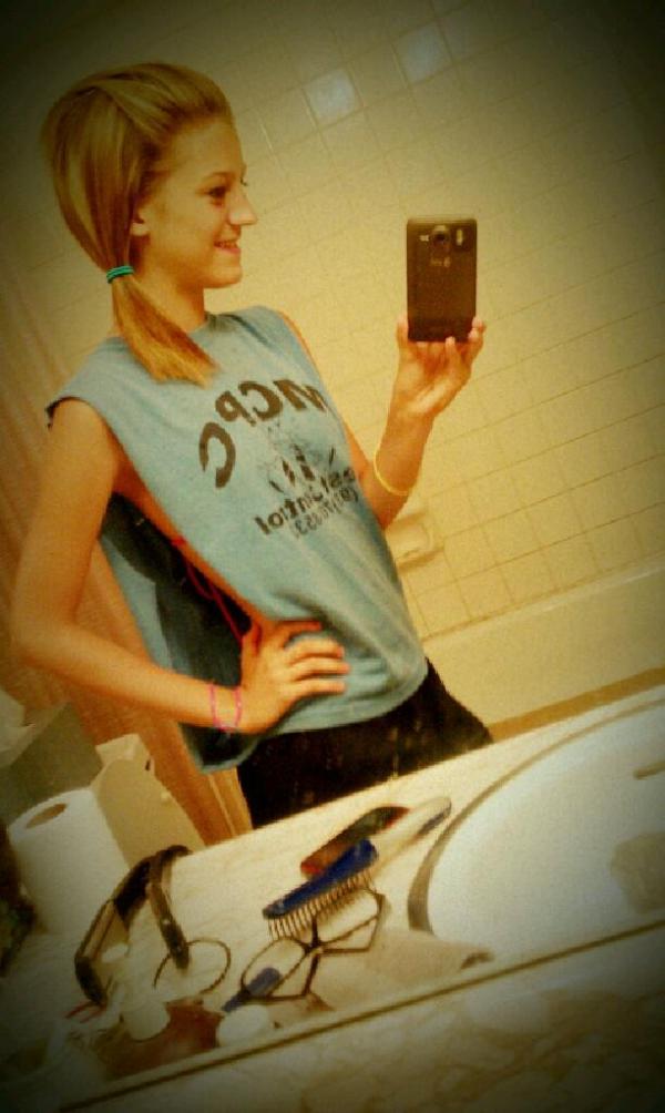 HaileyPhilpot's tweet photo. http://t.co/DFfpK5L5