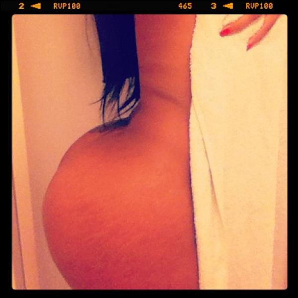 JaredTibbs's tweet photo. “@DMVExposedPage_: Str8 Out of Virginia she THick http://t.co/D4CUQ2Dl” OMG 