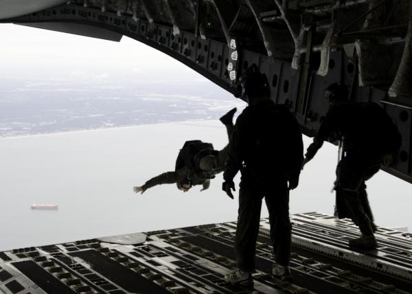 MilitaryPros's tweet photo. http://t.co/hnCRF3du