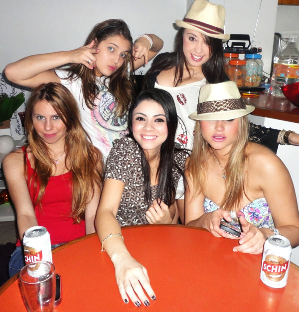 AliceBarcellos_'s tweet photo. eu sou uma soma de todas voces <3 http://t.co/qrF2FHqo