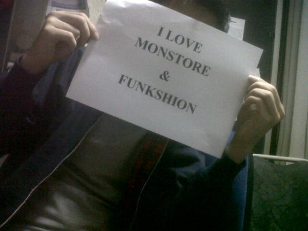 ometso's tweet photo. Cool "@FUNKSHION_100FM: Kamu pemenangnya :) “@ometso: I LOVE @Monstore &amp; @Funkshion_100FM (it's fashion it's fashion) http://t.co/MrJtyNFF”"