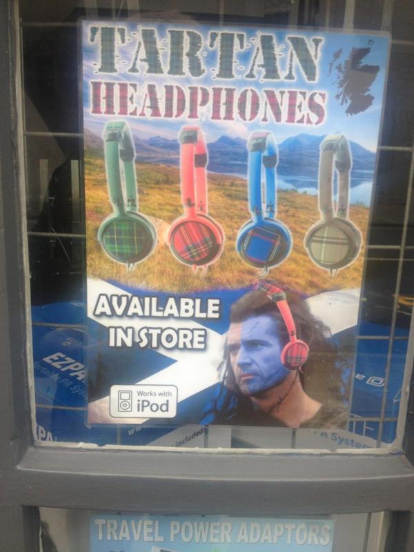 RobertWDLowe's tweet photo. I wonder what he's listening to. Any suggestions? :s Eye of tiger as he charges! Lol http://t.co/0Lmfw4As