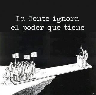 fotosolbcn's tweet photo. "Ignoramos el poder que tenemos" #graciasfuncionarios #acampadacongreso http://t.co/2Wq4uOBv