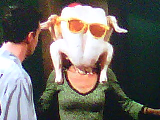 LeoSidebottom_'s tweet image. Hahahaha f.r.i.e.n.d.s is sooo funny #turkeyhead