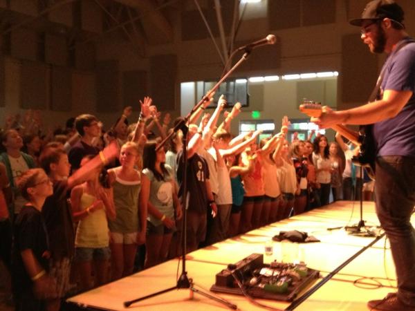 jayleigh72's tweet photo. Nothing brings me more joy than watching students worship... http://t.co/XwaC6yq9