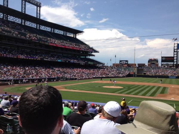 MadDogDarse's tweet photo. Hot day at Coors Field #goldbond http://t.co/NMZKKlRU