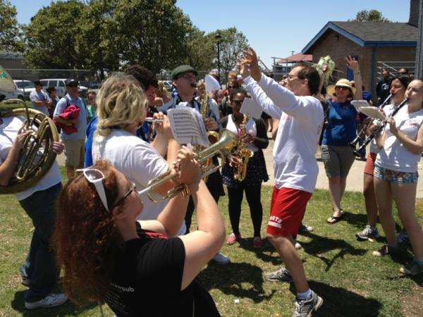 crabgrassband's tweet photo. Glory in Alameda http://t.co/M25B9oVG