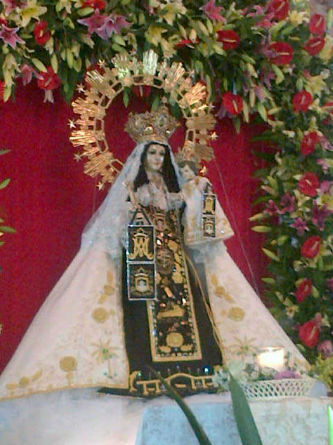 adda_luz's tweet photo. Ntra.señora del Carmen. http://t.co/TQhHGDUE
