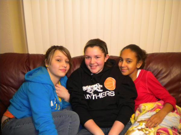 TalksThatReal_'s tweet image. like four years agooo ? #Throwbacck @Briana_Chimi15 @DeNasia_xoxo