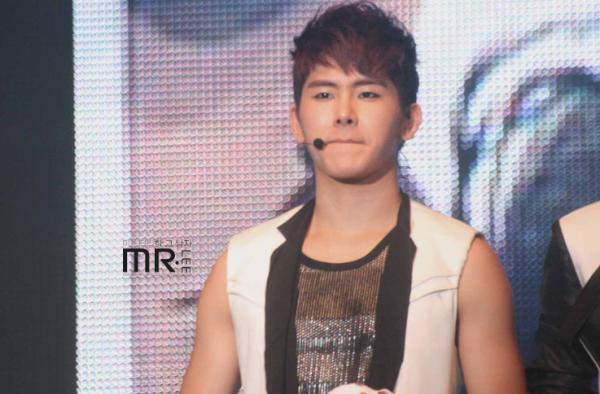 120515 서울 쇼케이스 / 하드에 꽁꽁 숨겨놓고 혼자 볼뻔했던 우리 호원이 사진이에요. 따로 계속 업로드 안하고 트윗으로 몇개 올리겠습니다~ㅠㅠ 호쁨이♥