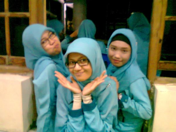 Mutiah_Imut's tweet photo. kapan lagii.... http://t.co/DHdBOwPC