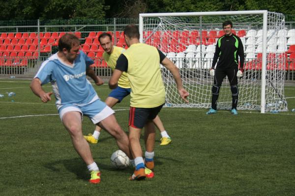 BankersCup2012's tweet photo. JPM's tight defense http://t.co/KhQQNCU1