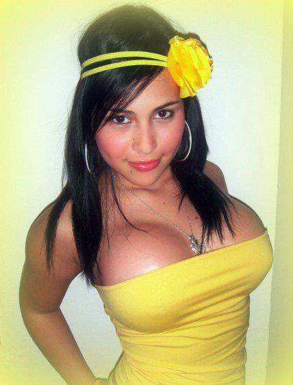 las_chimbitas's tweet photo. Qué tal éstos pechos? #Chimbitas http://t.co/Gfw0gSNC