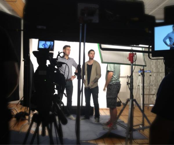 wearestereos's tweet photo. Shooting a viral video for Breast Cancer Awareness, in support of @RethinkTweet ( @danielstereos @patrickstereos ) > http://t.co/Mlx35dEm