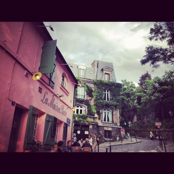 BmyKey's tweet image. La Maison Rose dans le 18 ème ! Magnifique #Paris