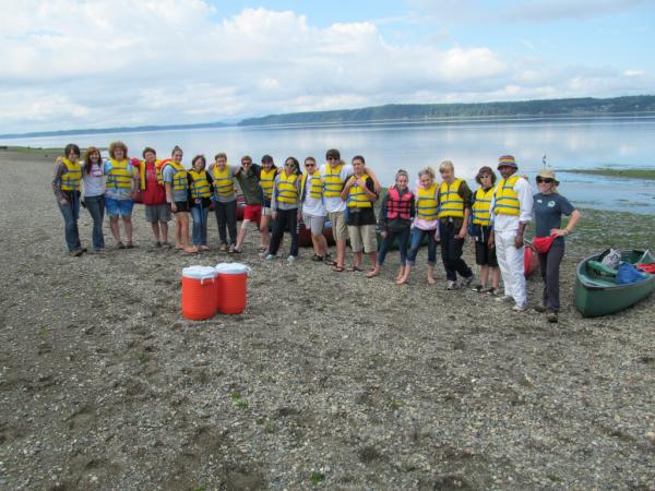 YMCAcampColman's tweet photo. Leaders In Training leaving for their overnight canoe trip in the Case Inlet. #summercamp #seattle http://t.co/xWIDs7do