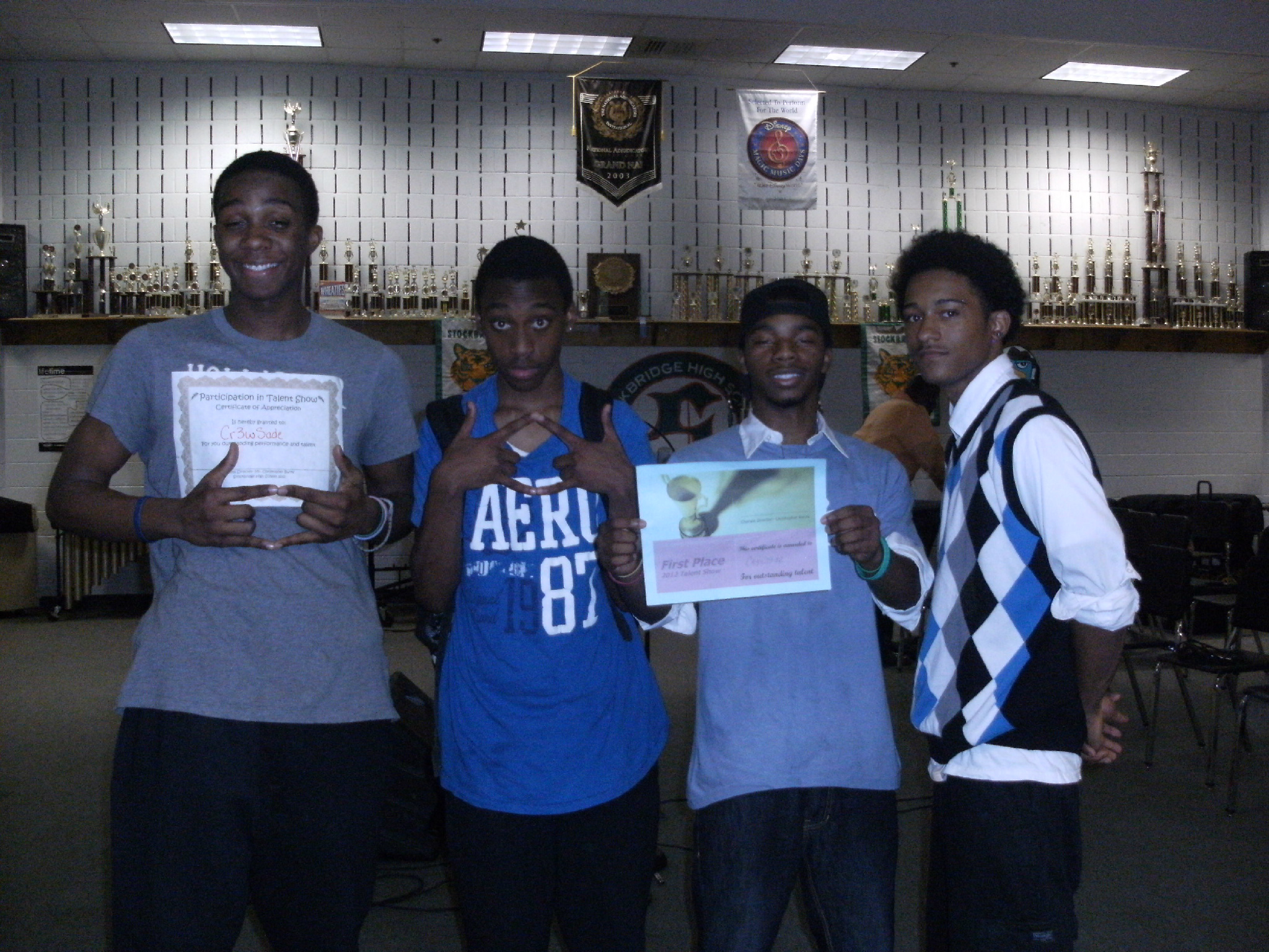 Dis wuz on my bday when we won our talent show http://t.co/bVoGmqto