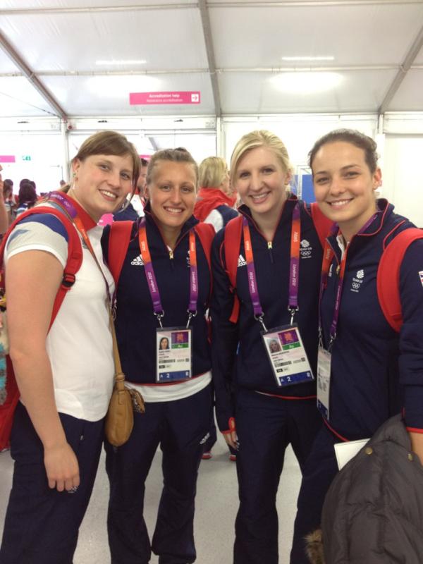 Sharing an apartment with 3 wonderful girls @BeckAdlington @SophieAllen12 and Stacey Tadd #oneteamgb #bestapartment