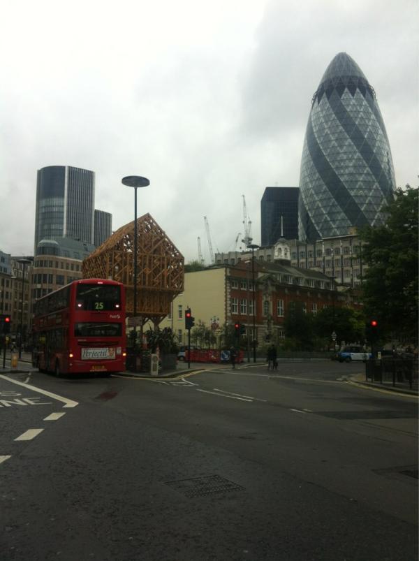 hpeharry's tweet photo. The new treehouse in Aldgate @SammiCleaver @ambievee10 http://t.co/WoMnU2kC