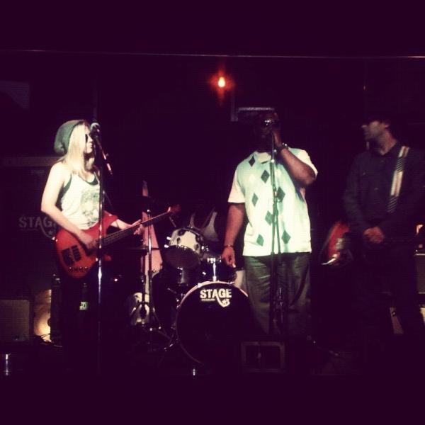 Piper_Moon's tweet photo. Great show last night. http://t.co/AVtww2Vb