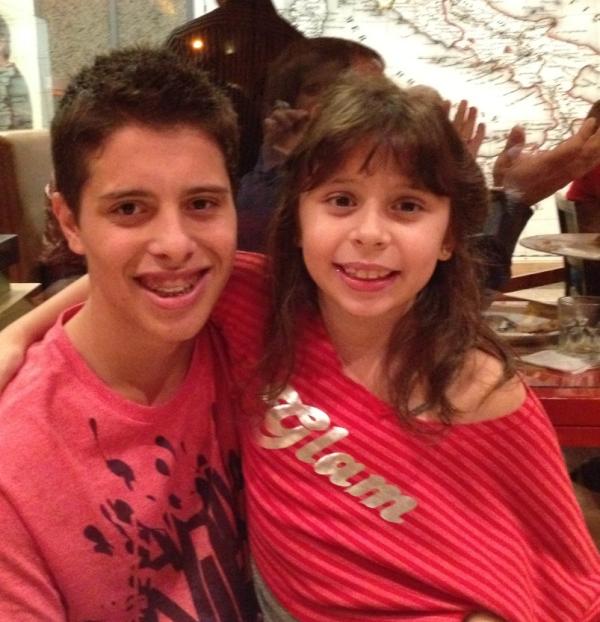 ahass1's tweet photo. Meus amores o mais velho e a mais nova!!!!! http://t.co/meGLKylV