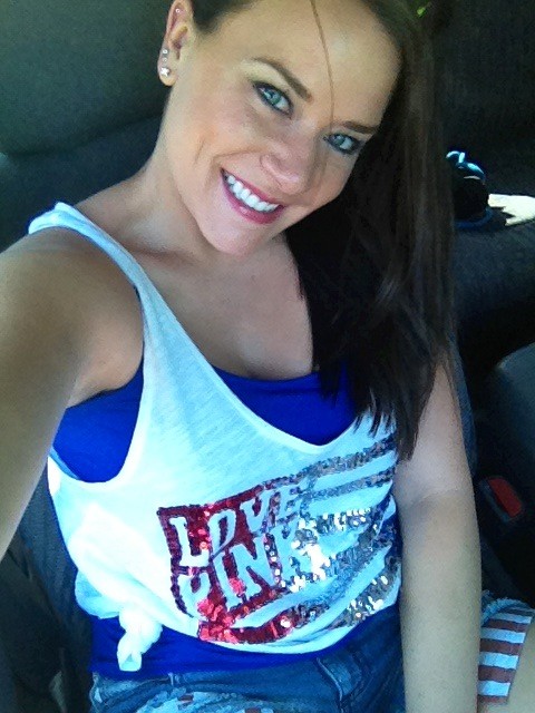 CheyRoseHowell's tweet photo. #USA #merica #fuckyeaaa http://t.co/8EyeUuGB