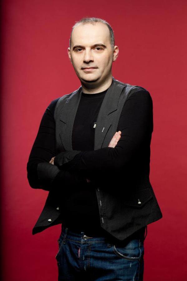 VoiceGe's tweet photo. დათო ფორჩხიძე.კომპოზიტორი და მომღერალი. ჯგუფ "სახის" წევრი.  დაწერილი აქვს 600- მდე სიმღერა. http://t.co/bCB2qSrK