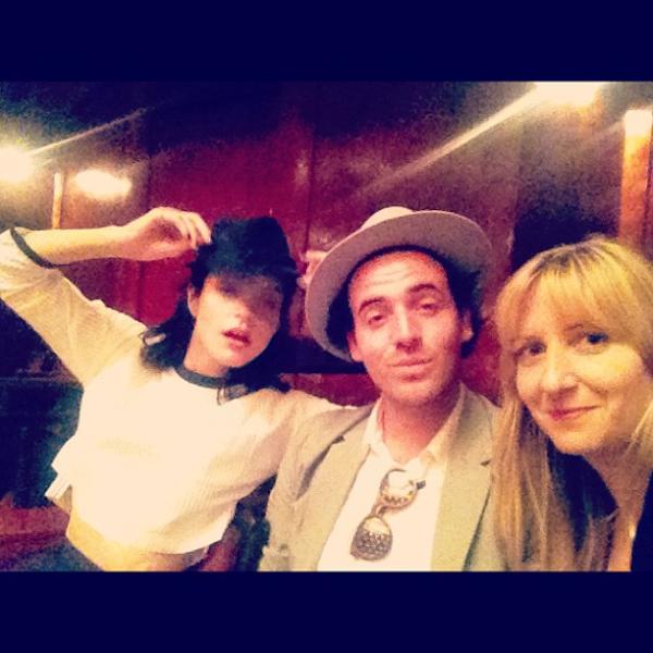 bloominApril's tweet photo. loving my free time with the grown ups!! SAY CHEESE! =D @JullsDeLacroix http://t.co/84gX3Ohw