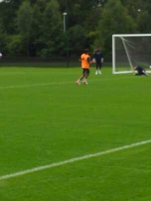 Robert_DiMatteo's tweet photo. I took this picture of Eden Hazard in training earlier, can't wait for next season! http://t.co/vI3zStqI
