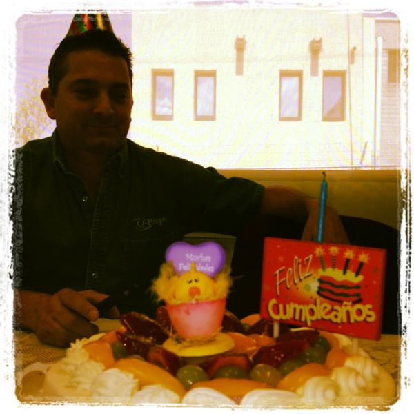CGarciniM's tweet photo. Felices 42 a mi Jefe/Socio!!! @QPumps http://t.co/7ceINoU5