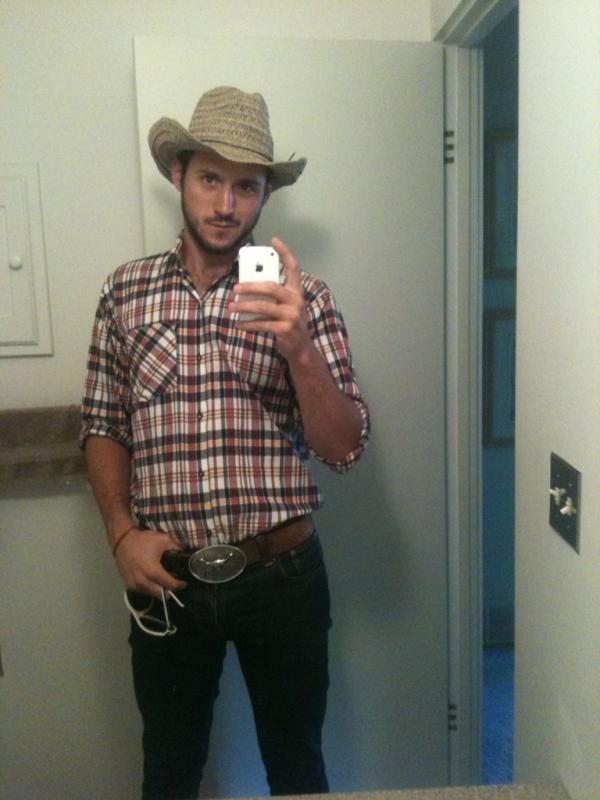 andrewbathory's tweet photo. Happy #stampede y'all - centennial celebration! Burns Family Roundup - here we go! Yehaw! http://t.co/IA2bLFtv