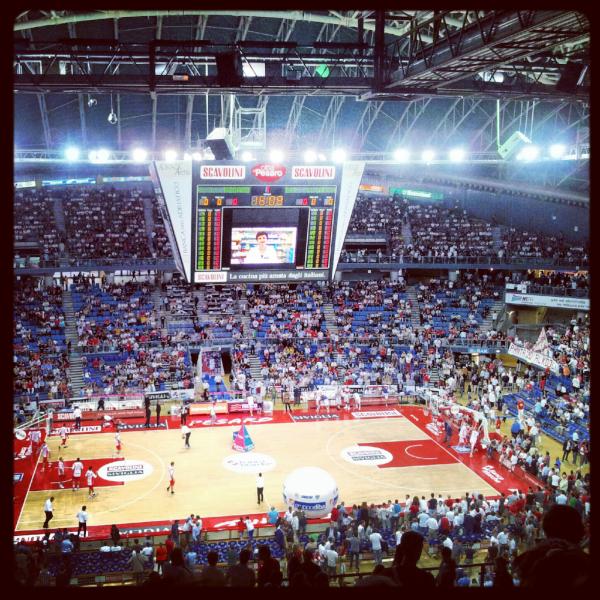 _Andrea_Fiore's tweet photo. @Flight8 Good luck from pesaro for your career  REMEMBER PESARO http://t.co/DuDs8PgR