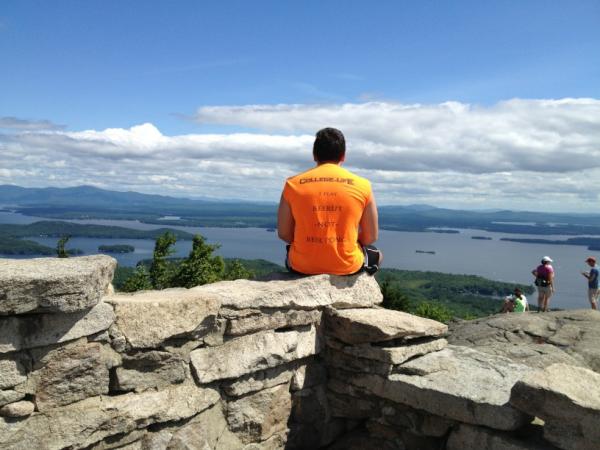 CollegeLife's tweet photo. First college life tshirt to climb a mountain! http://t.co/7vppDS9n