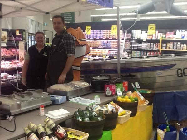MhudsonCom's tweet photo. @tjeerdjegen @cltwittes @Murp1961 
Paul Captain Nemo and the team at Maffra http://t.co/6Y56MzwN