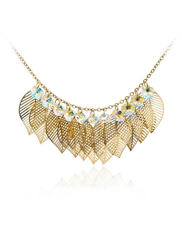 crystalcute002's tweet photo. The gold plated leaf necklace http://t.co/0FHIYCss