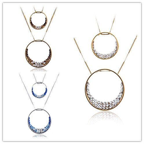 crystalcute002's tweet photo. two-ring shaped necklace inlaid with rhinestones http://t.co/KyJtSi02