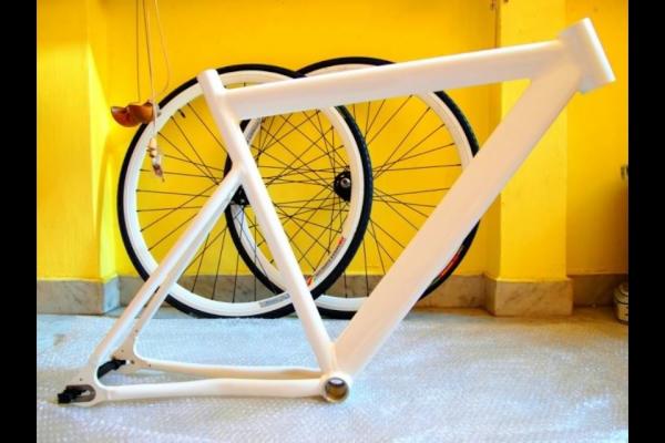 UrbanFixed's tweet image. Gavin with his new OEM 721.