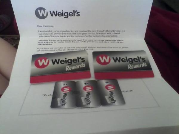 DanceKimDance's tweet image. I signed up for this yesterday and i got it today @WeigelsStores #fastmail